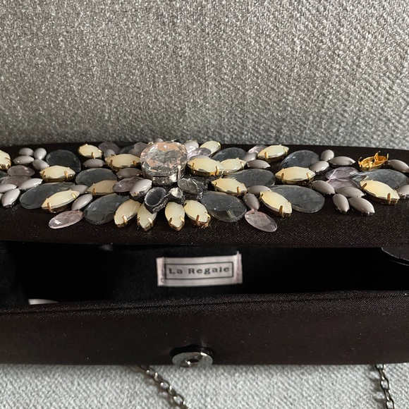 Handbag - Picture 4 of 4